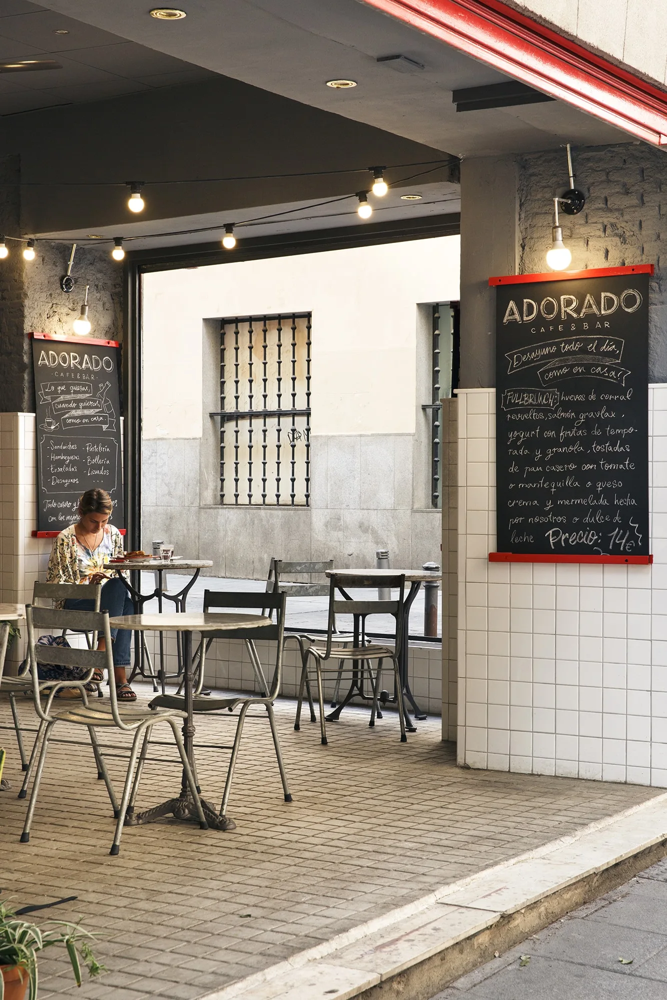 Adorado Ansón+Bonet